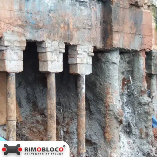 Estaca mega de concreto em Biritiba Mirim